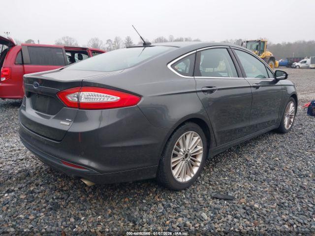 Ford Fusion Se Image 6