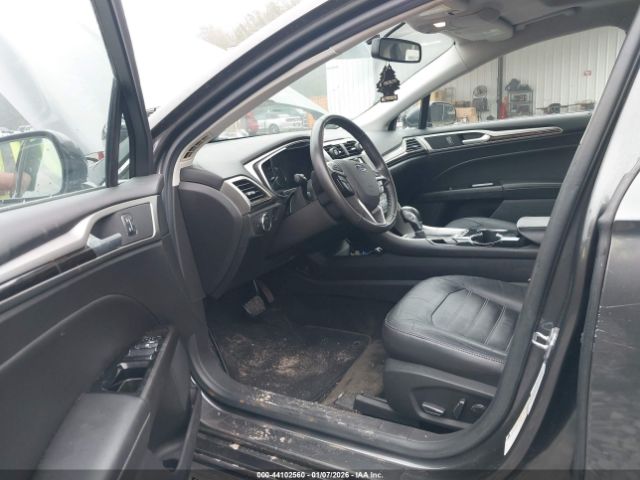 Ford Fusion Se Image 5