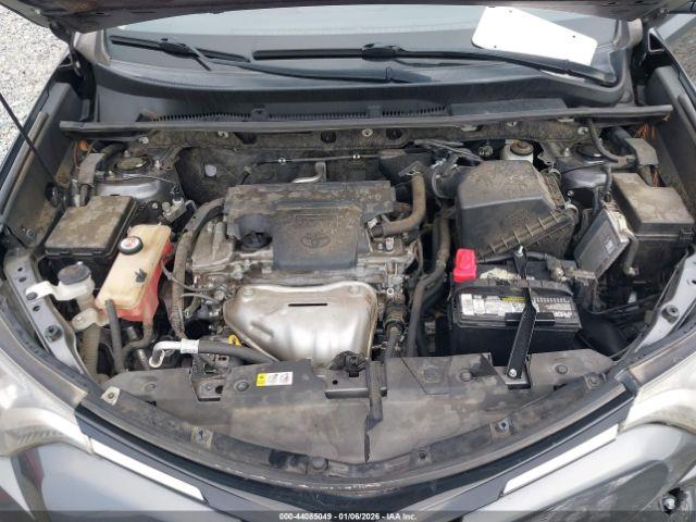 Toyota RAV4 Xle Image 4