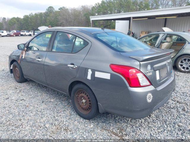 Nissan Versa 1.6 Sv Image 9