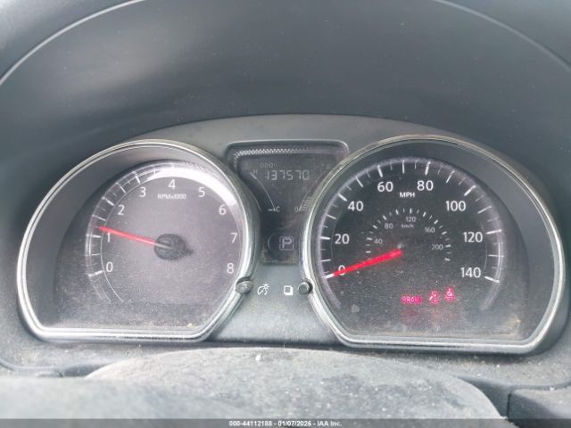 Nissan Versa 1.6 Sv Image 8