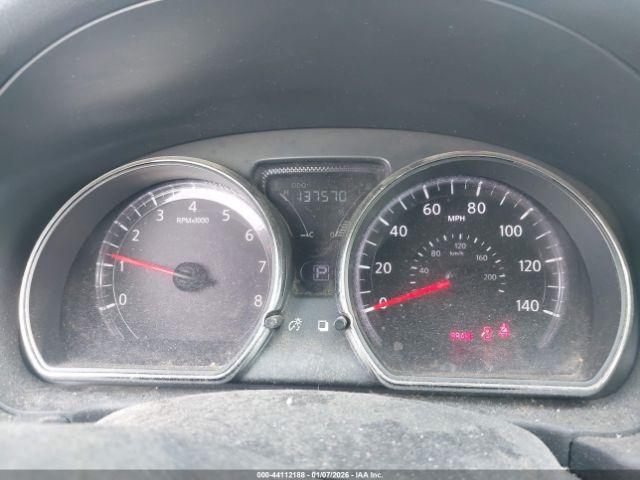 Nissan Versa 1.6 Sv Image 8