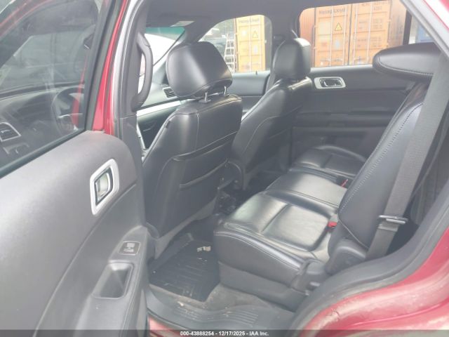 Ford Explorer Xlt Image 8