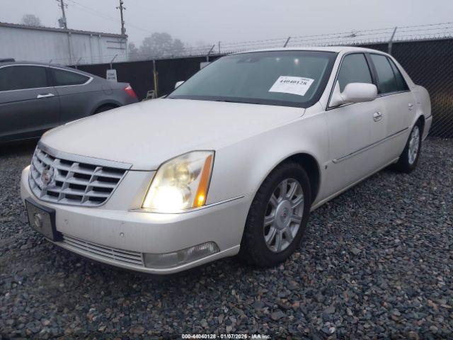 Cadillac DTS 1sc Image 4