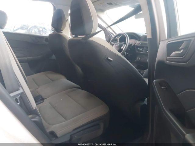 Ford Escape S Image 15