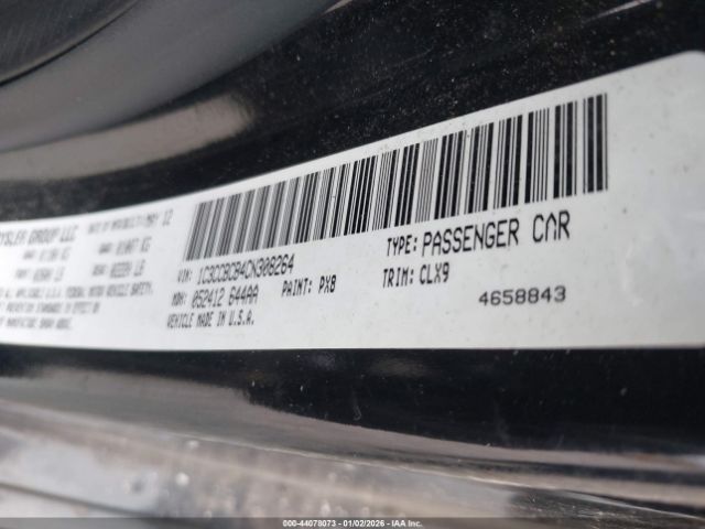 Chrysler 200 Limited Image 11