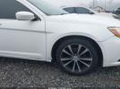 Chrysler 200 Limited Image 6