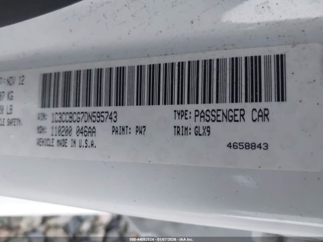 Chrysler 200 Limited Image 7