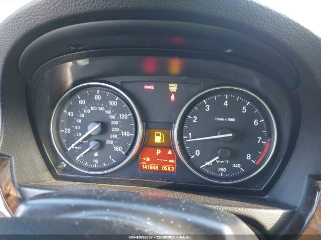 BMW 3 Series Image 12