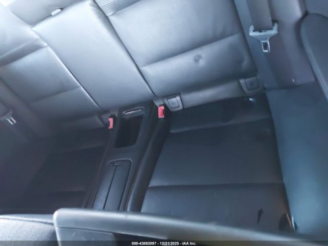 BMW 3 Series Image 11